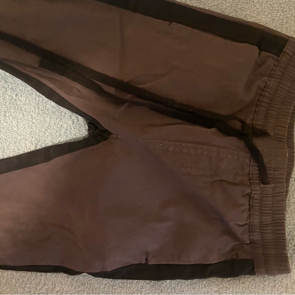 Men’s fashion nova black stripe gray pants size 3032